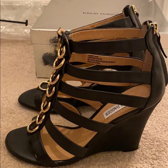 New Kelsi Dagger Heels - Picture 5 of 9